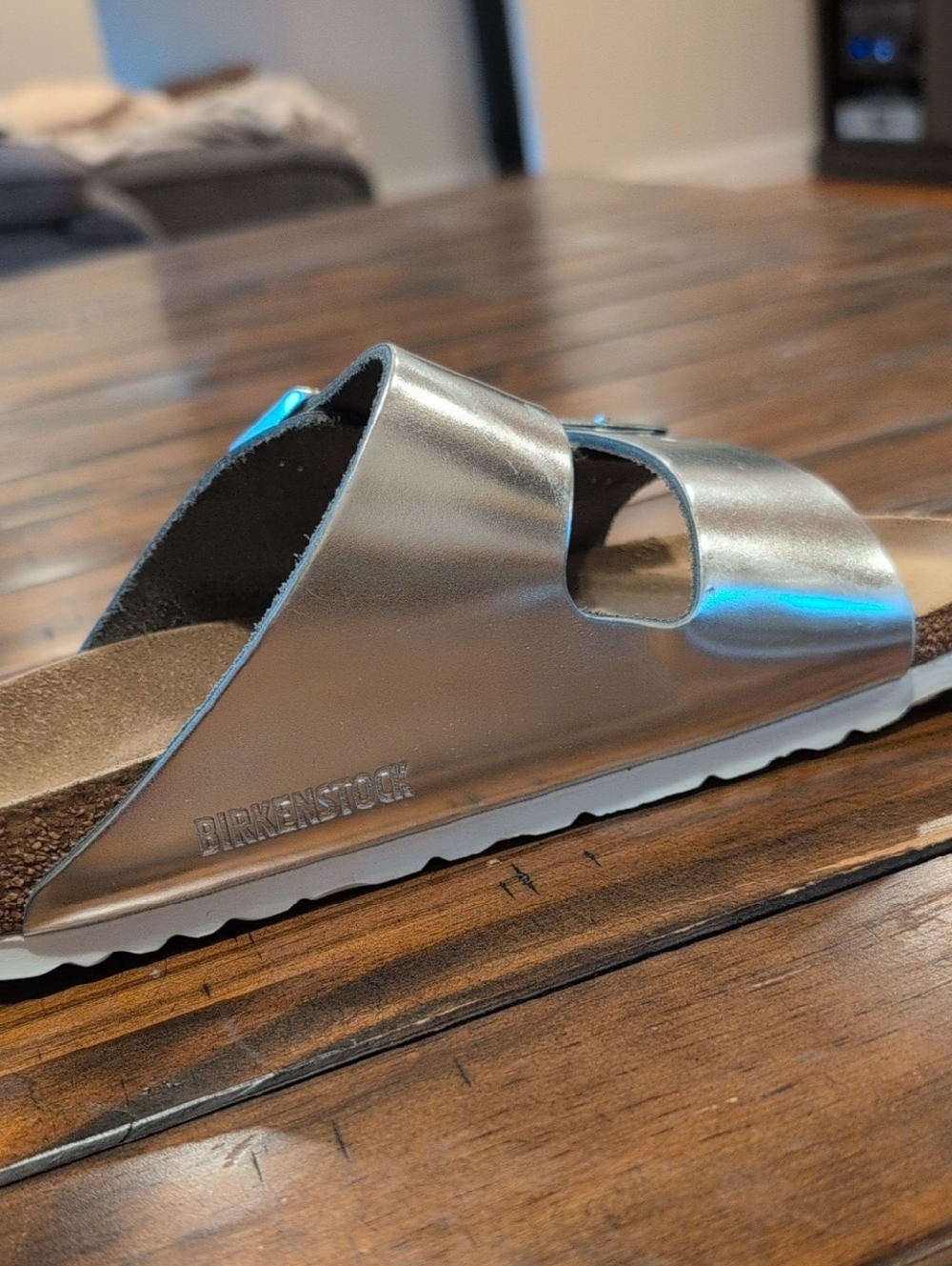 Birkenstock Arizona Metallic Silver Soft Footbed Narrow Width 37 Like New - Picture 9 of 13